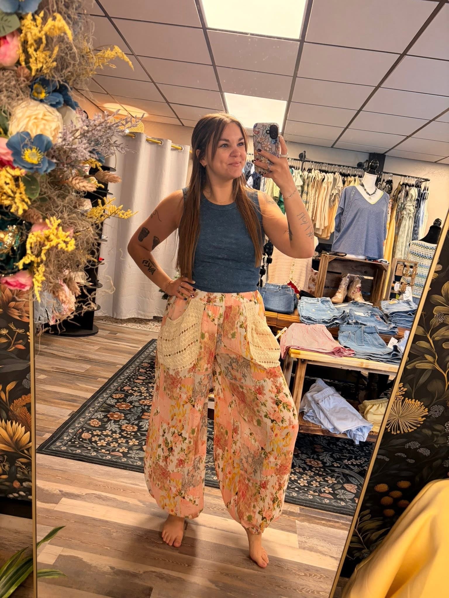 Crinkled Contrast Woven Joggers