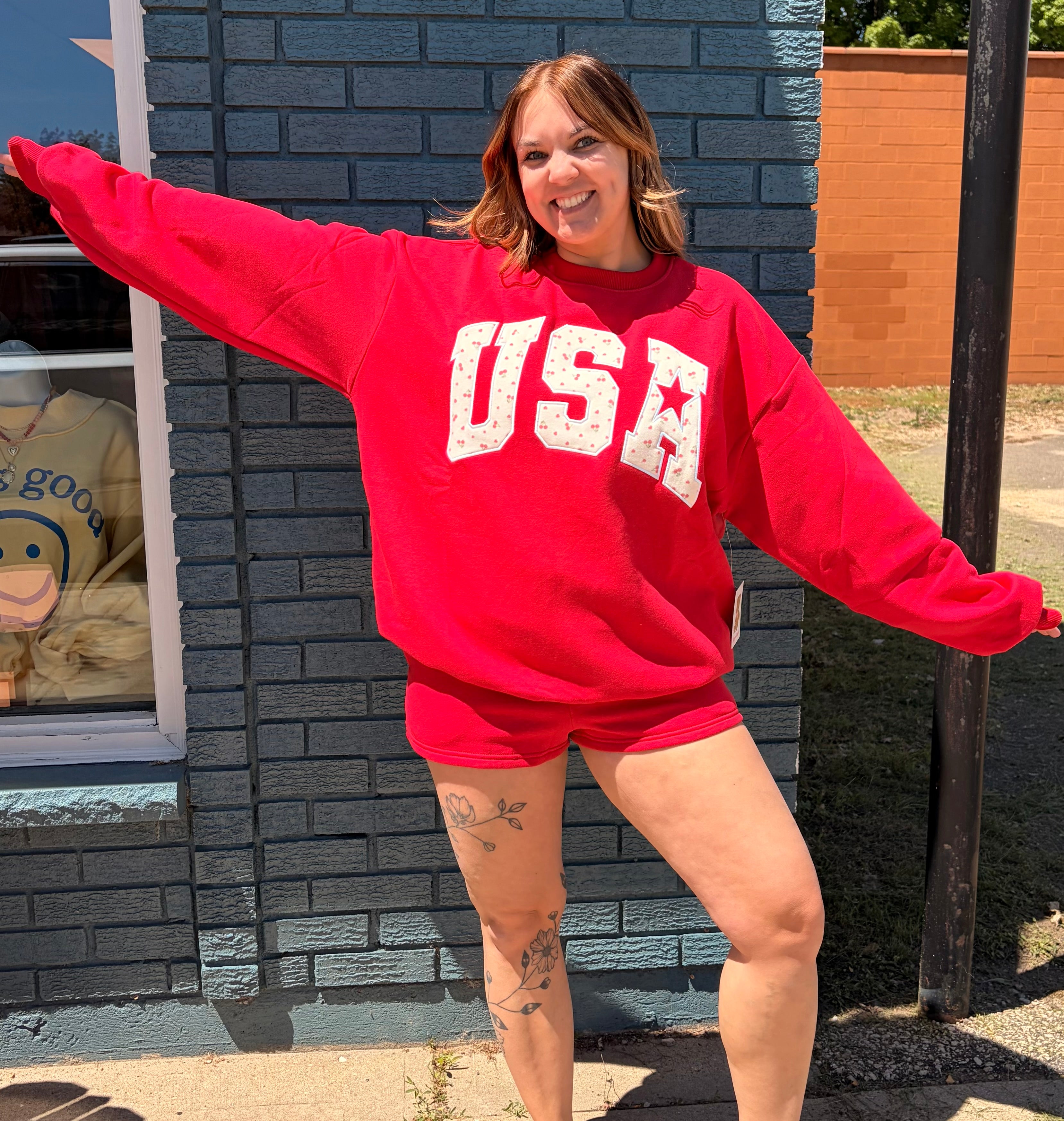 Red USA Happy Camp3r sweatshirt